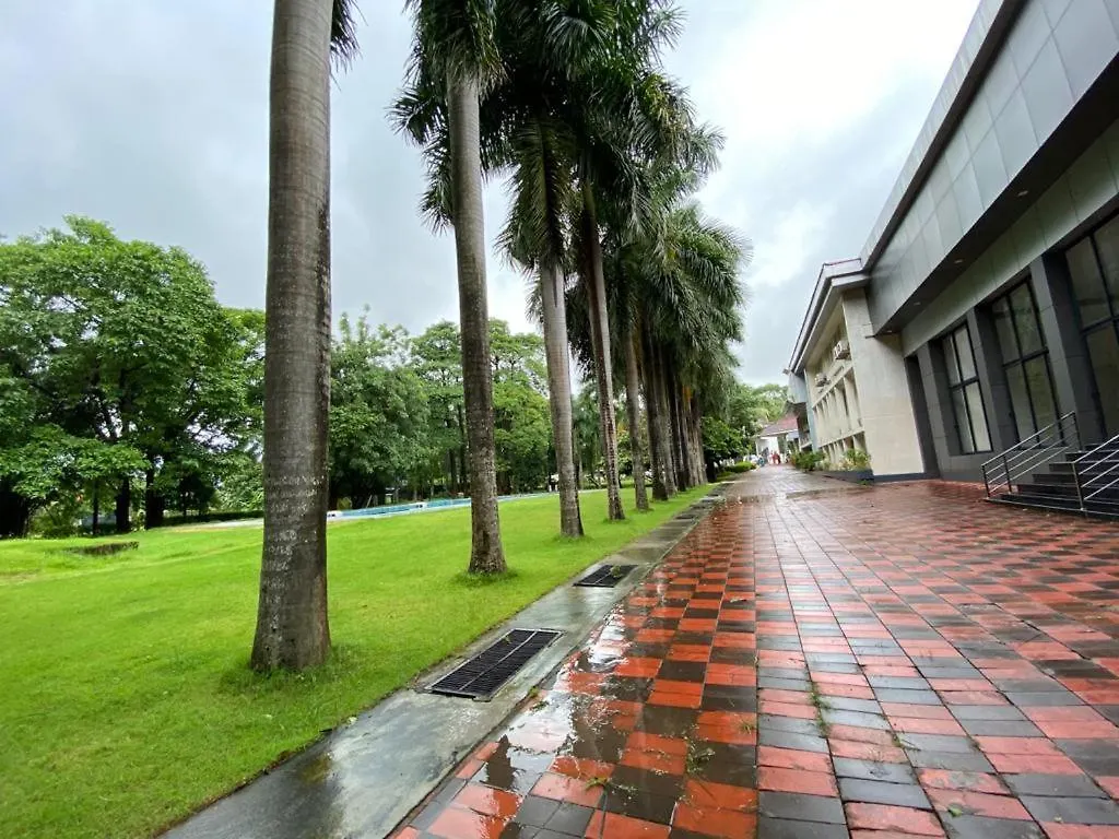 ***  Hotel Kpm Tripenta Palakkad Indie